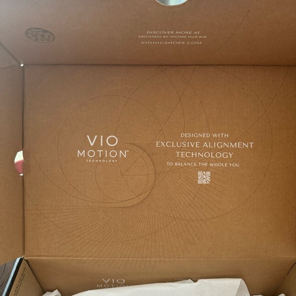 NEW IN BOX, VIONIC, 23walk 2.0 walk sneaker, 9.5 - Picture 4 of 8